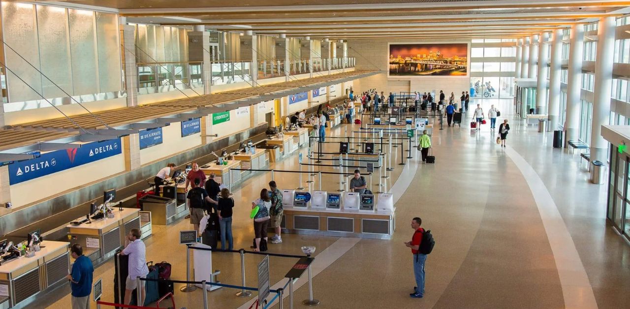 Delta Airlines LIT Terminal