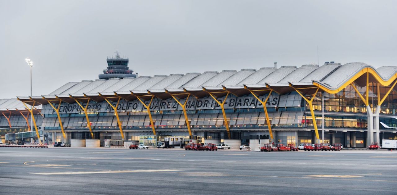 Vietnam Airlines MAD Terminal