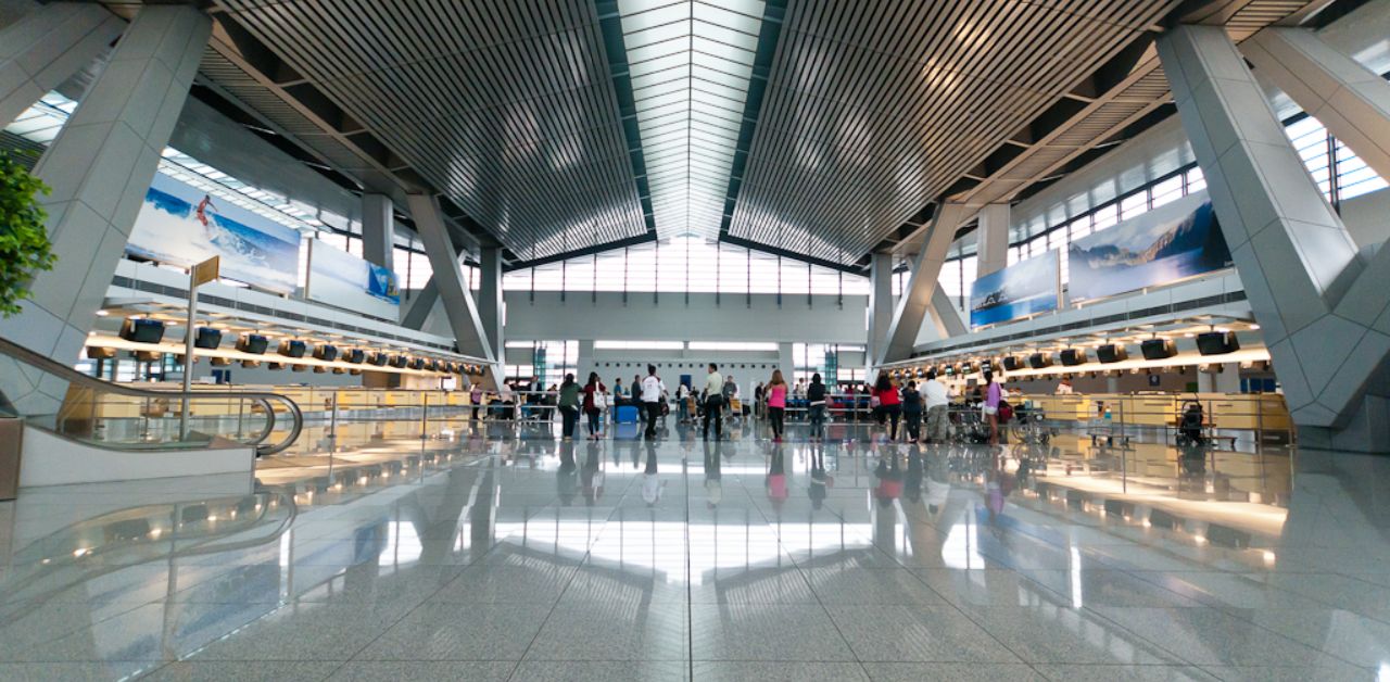 Qatar Airways LED Terminal